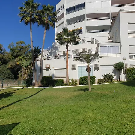 Estudio Con Increibles Vistas. * מארבלה