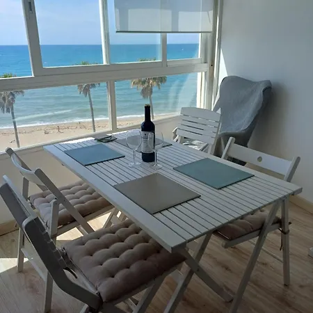 Estudio Con Increibles Vistas. * מארבלה